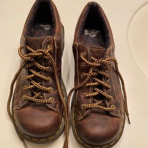 Women’s Dr. Marten leather shoes (9)